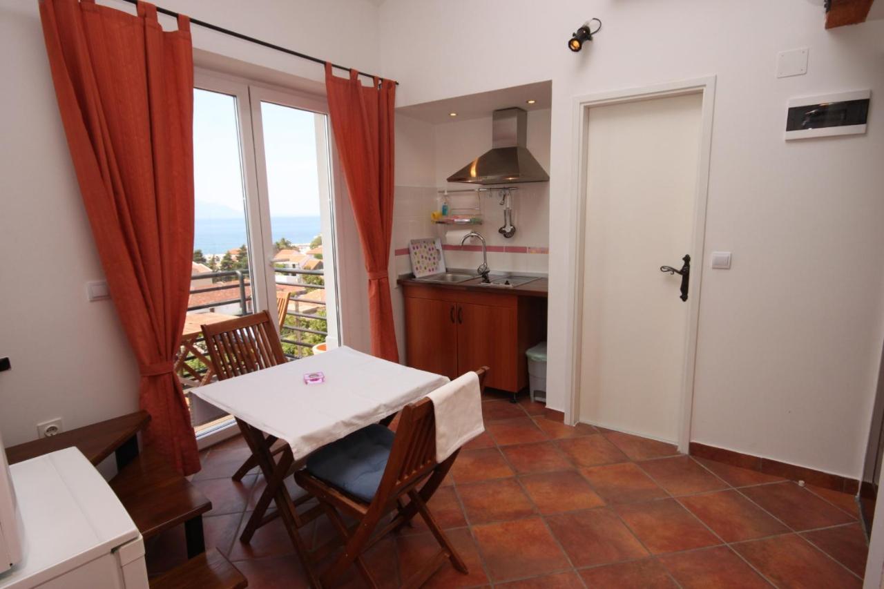Apartments By The Sea Gradac, Makarska - 6661 Gradac  Dış mekan fotoğraf